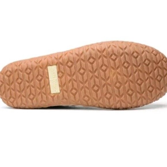 Men's Size 9 Minnetonka Moccasins Pile lined hardsole Brown Leather Suede NIB - Picture 5 of 6